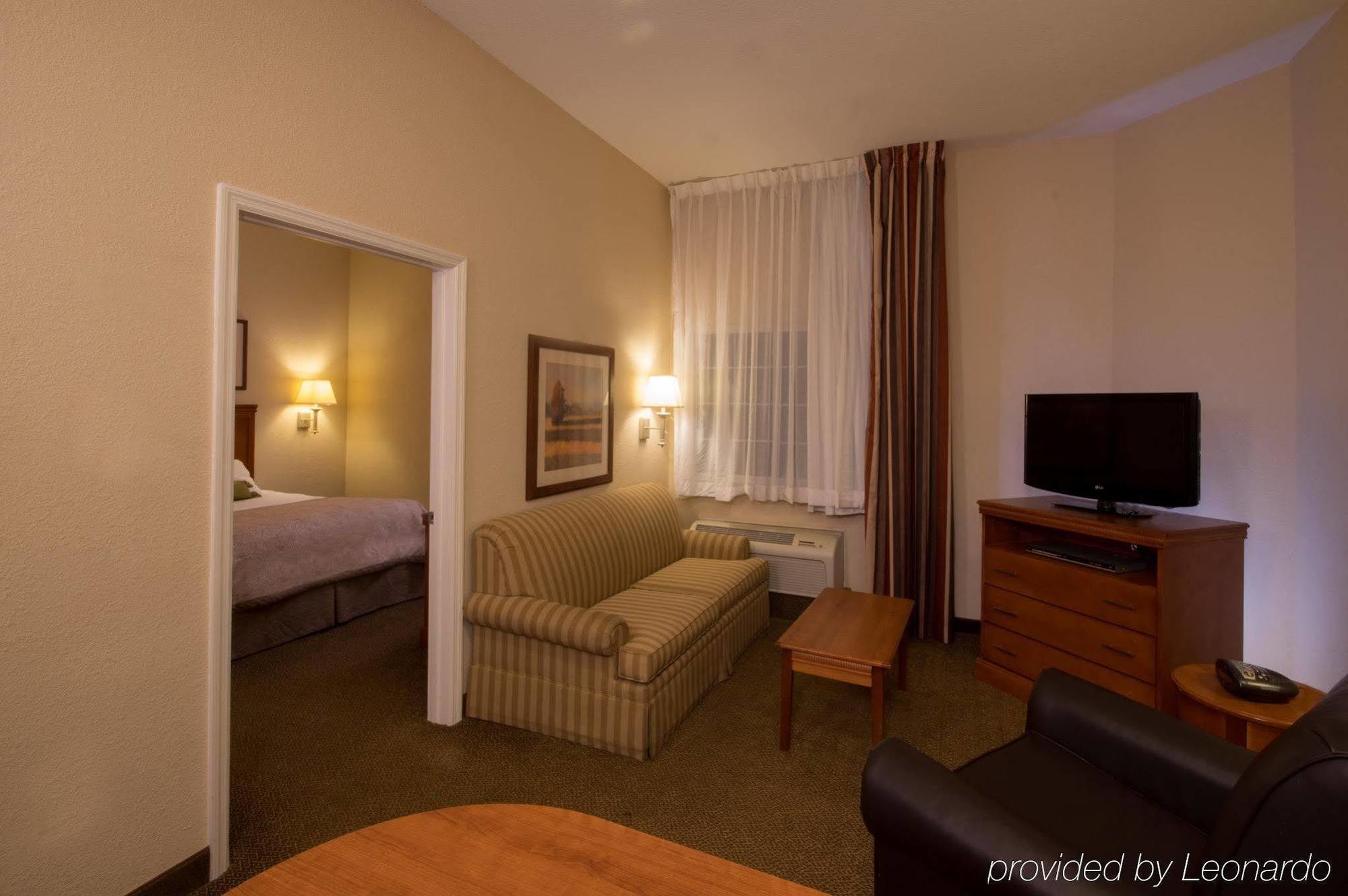 Candlewood Suites Alabaster By Ihg Экстерьер фото