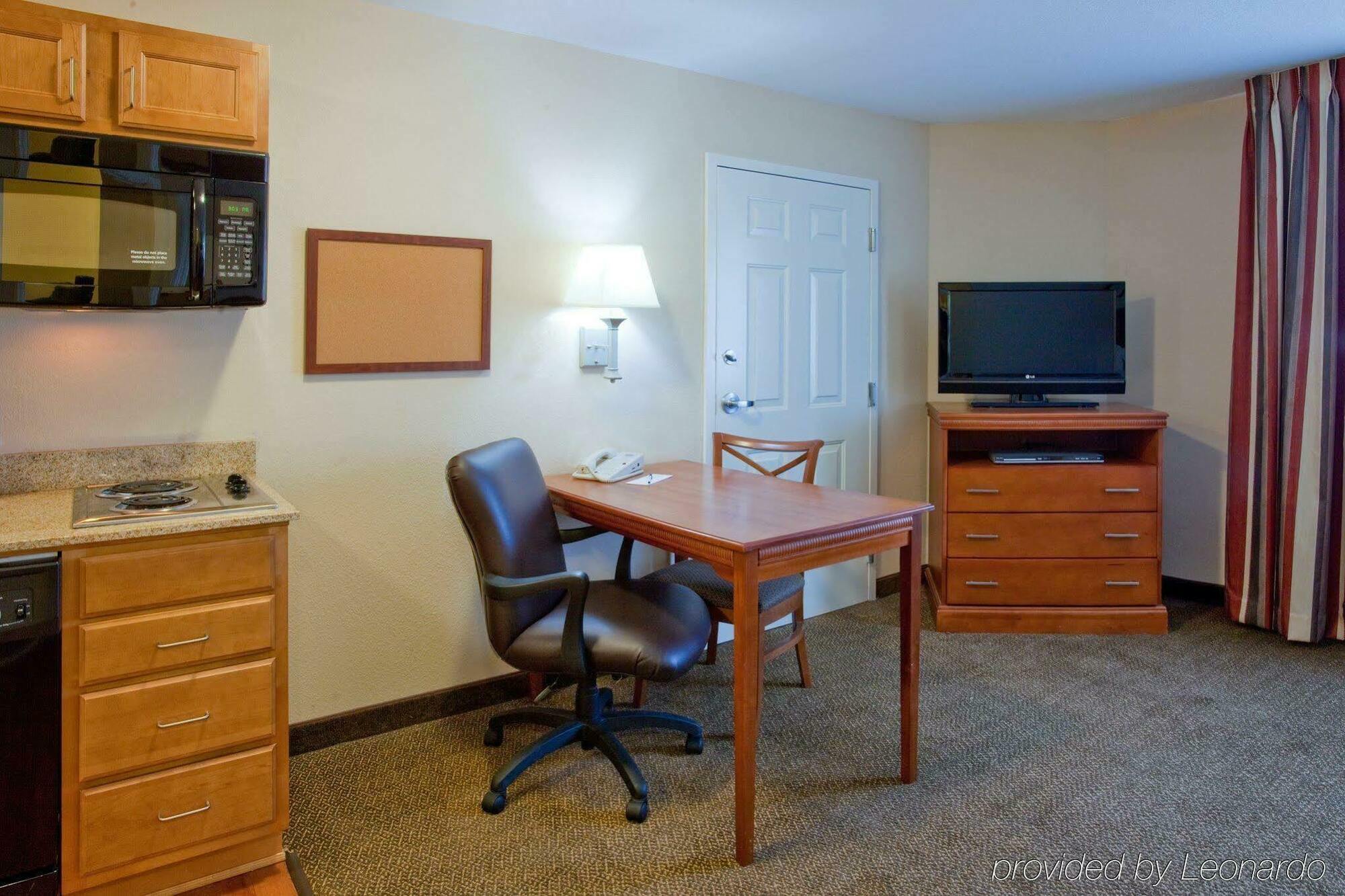 Candlewood Suites Alabaster By Ihg Экстерьер фото